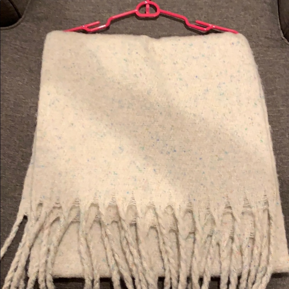 Big shawl